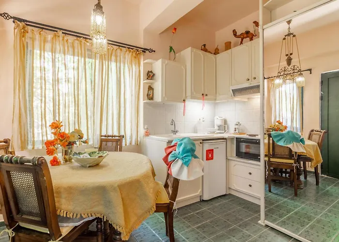 Palazzo Reale Superior Villa Hersonissos (Crete)