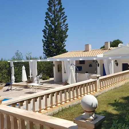 别墅 Palazzo Reale Superior 赫索尼索斯