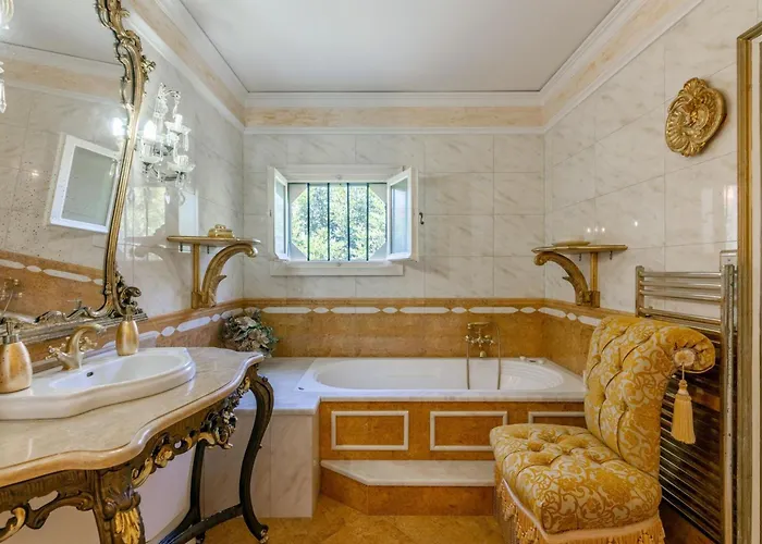 Palazzo Reale Superior *